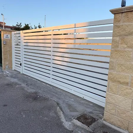 Lorenzo Guest house 3*